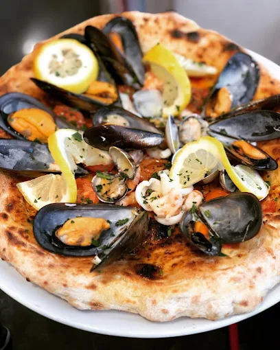 Pizzeria napoletana con giardino a Rosate